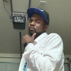 Meet your Posher, Elijah